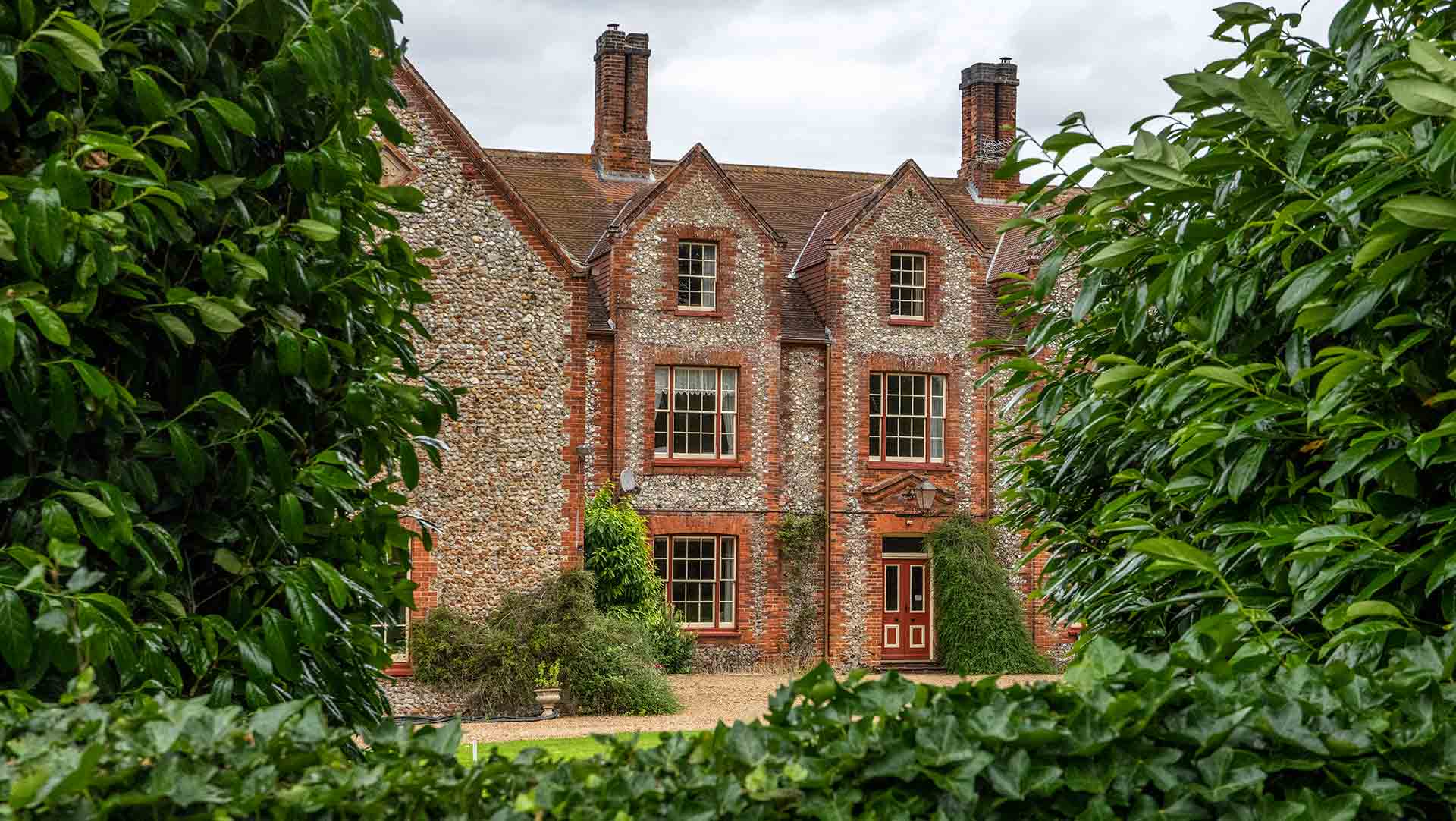 Hempstead Hall Farmhouse B&B in Hempstead, Norfolk
