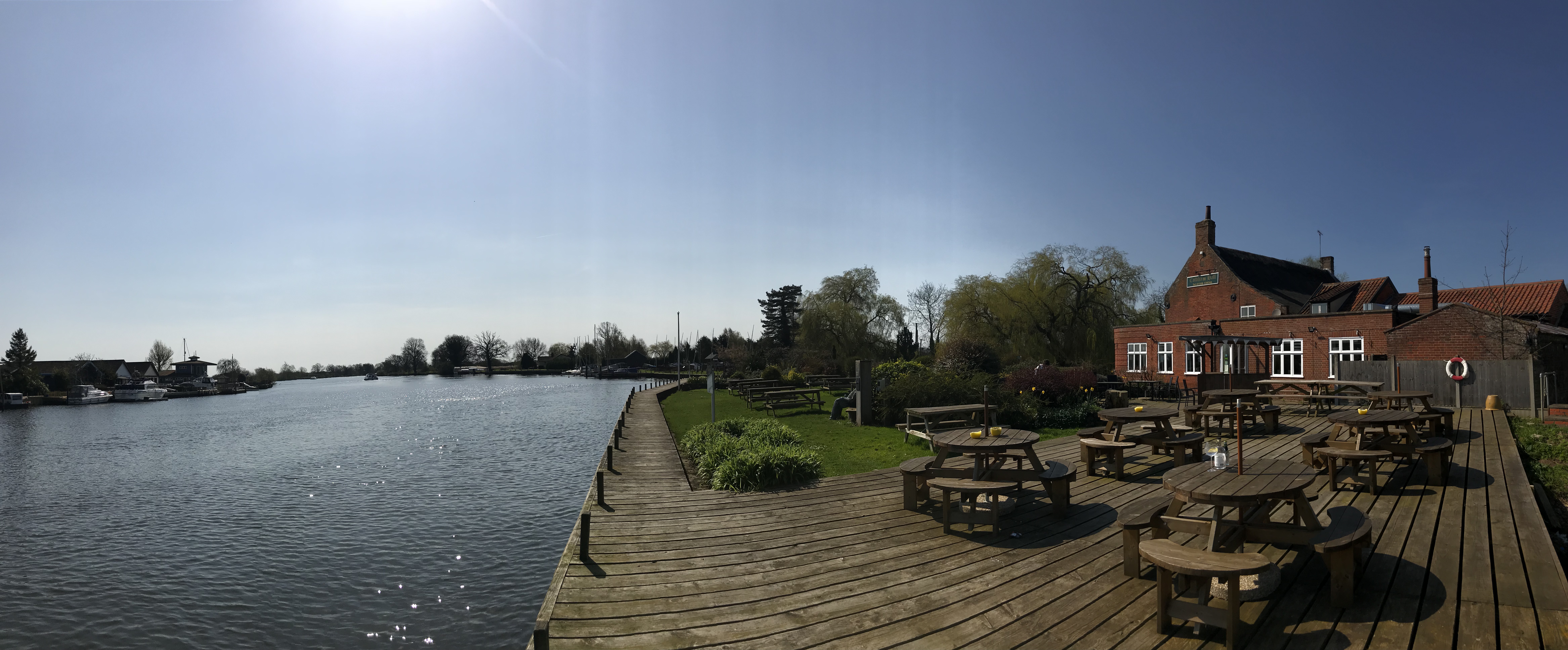 Coldham Hall Pub in Surlingham, Norfolk