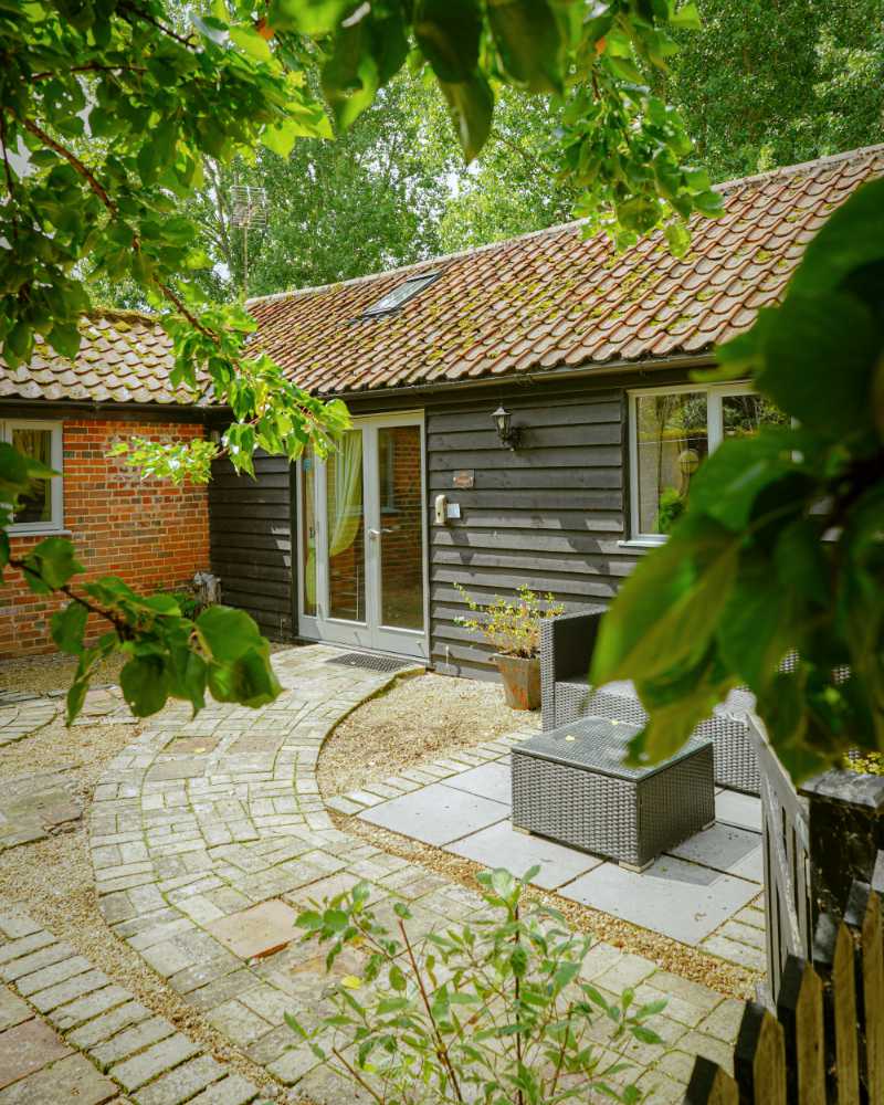 Lodge Farm Holiday Barns in Bowthorpe, Norfolk