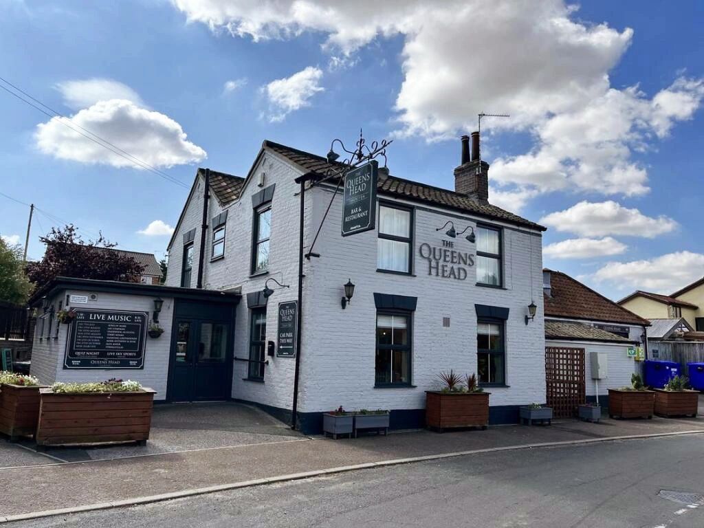 The Queen's Head in Thurlton, Norfolk