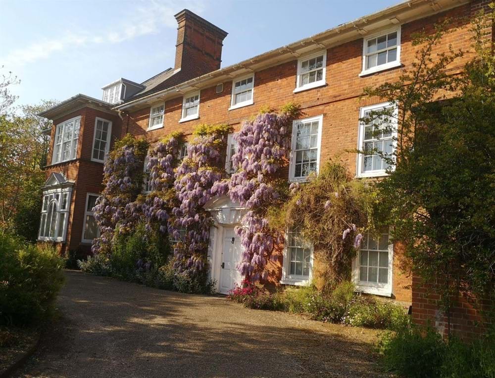Farthing Green Holiday Apartments in Loddon, Norfolk